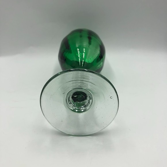 Vintage Handblown Green Collectible Glass Drinkware Stemware Set of 4 Glasses - Picture 5 of 11